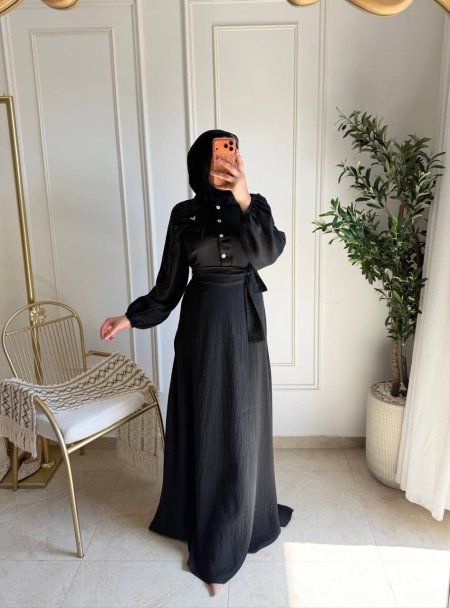 فستان اسود