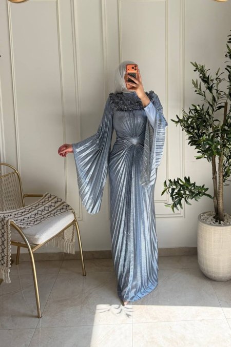 فستان ازرق سماوي