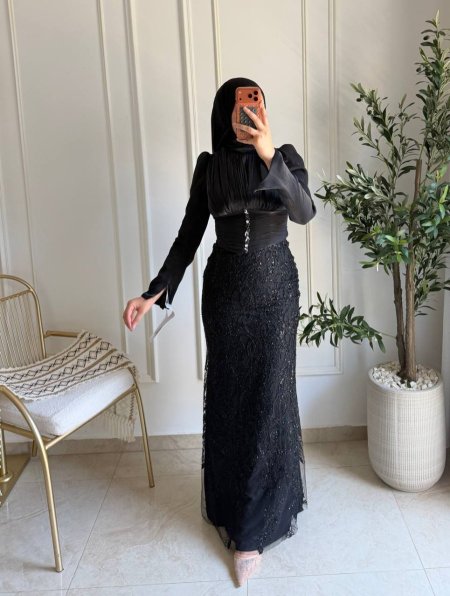 فستان اسود