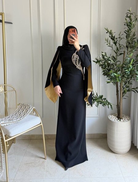 فستان اسود